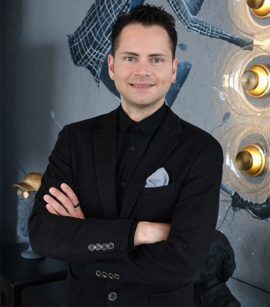 <span>Op. Dr.</span> Evren IŞIK